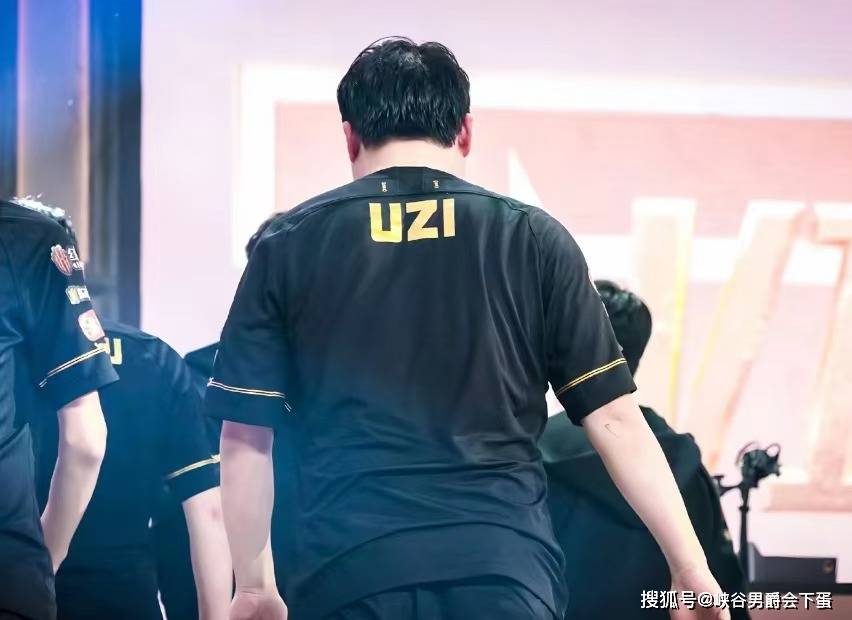 九游体育-Uzi在热火比赛中高光表现，关键助攻引发热议！的简单介绍